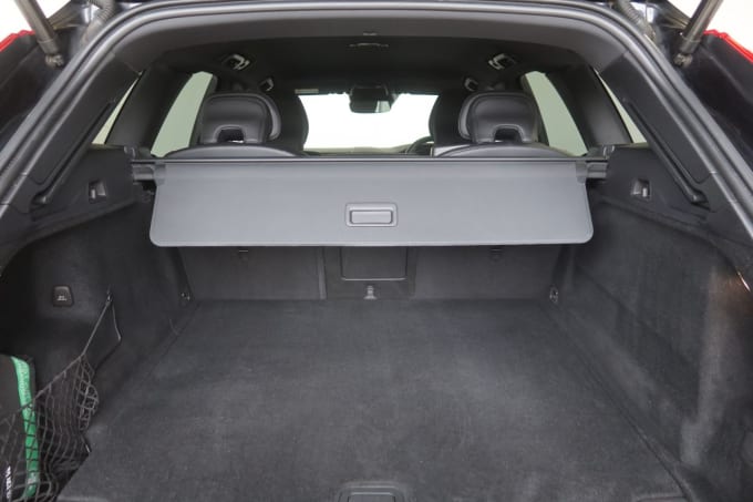 2025 Volvo Xc60