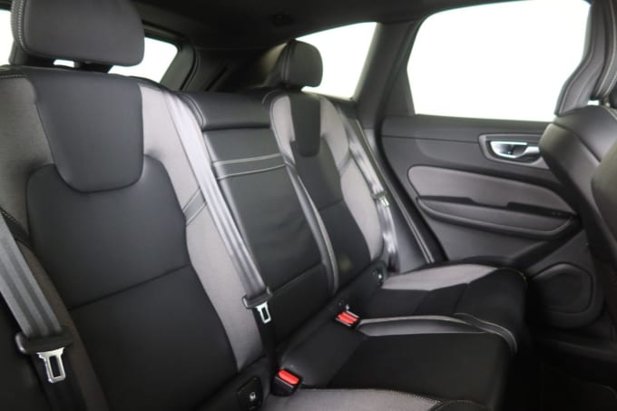 2025 Volvo Xc60