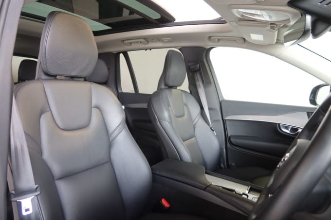 2025 Volvo Xc90