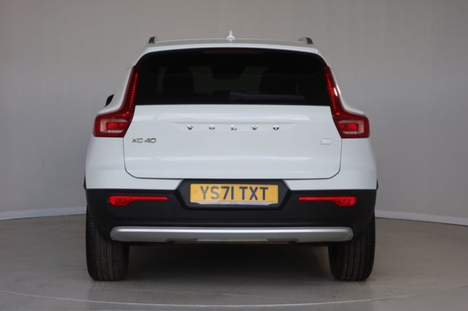 2025 Volvo Xc40