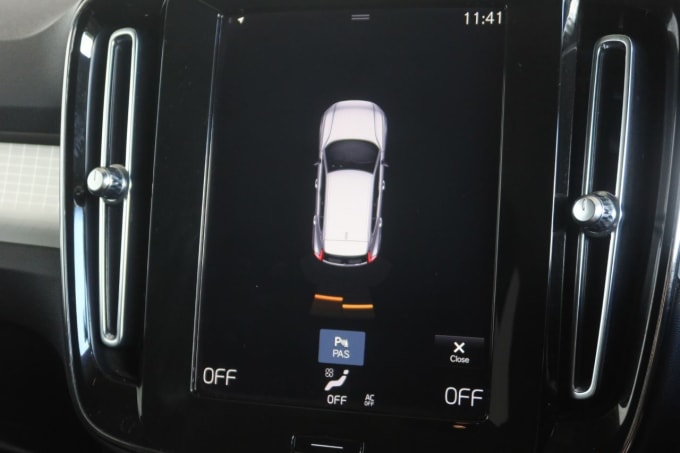 2025 Volvo Xc40