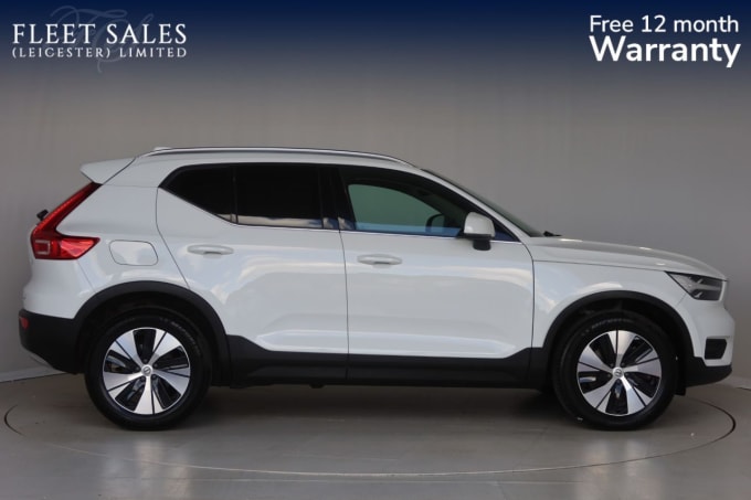 2025 Volvo Xc40