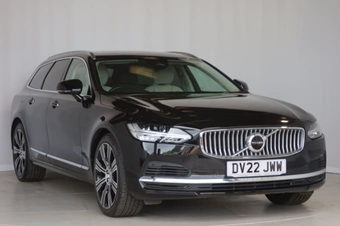 2025 Volvo V90