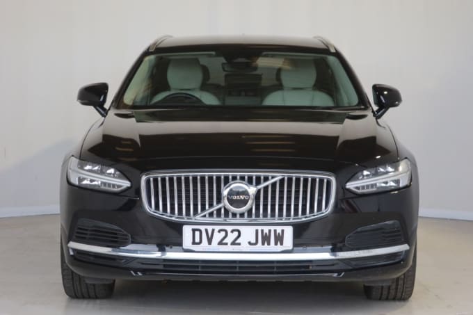 2025 Volvo V90