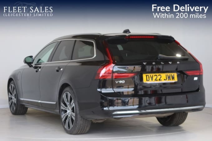 2025 Volvo V90