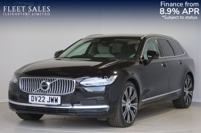 2022 Volvo V90