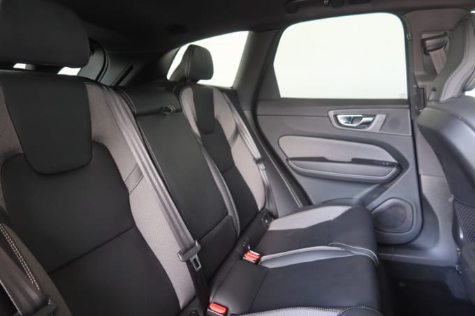 2025 Volvo Xc60