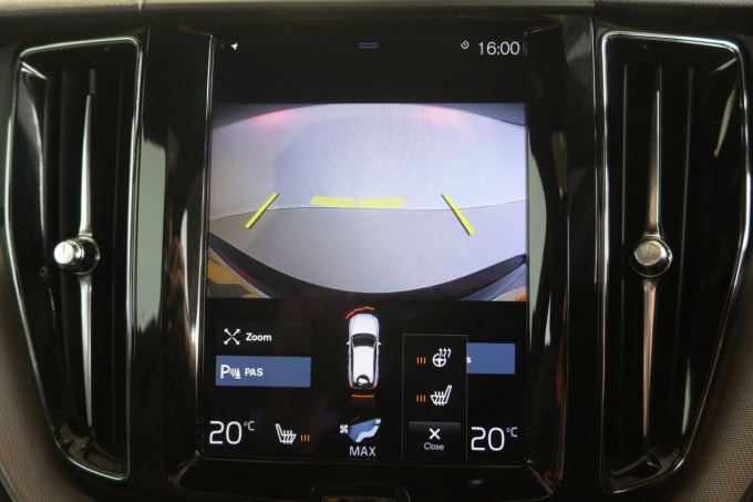 2025 Volvo Xc60