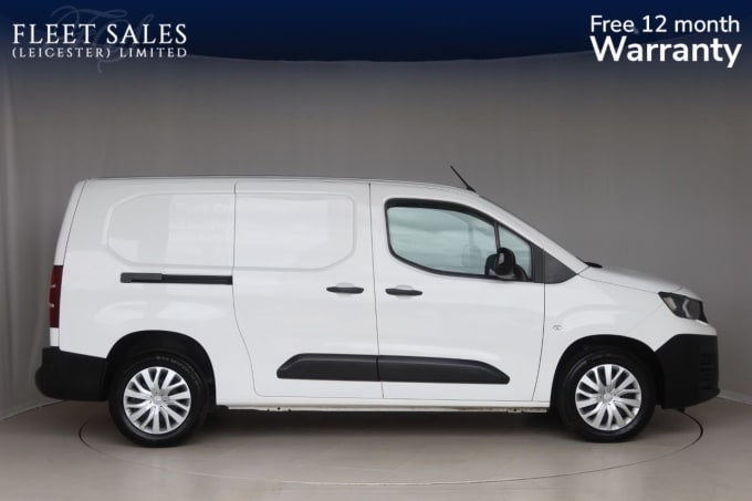 2025 Peugeot Partner