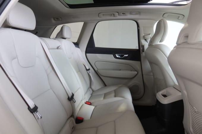 2022 Volvo Xc60