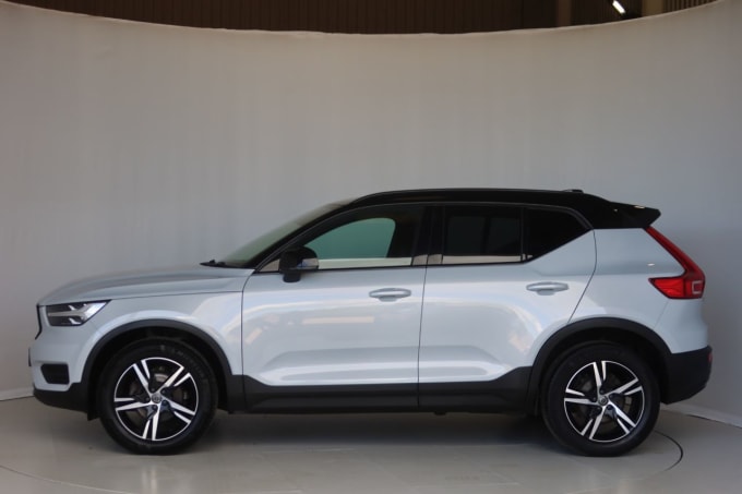 2021 Volvo Xc40