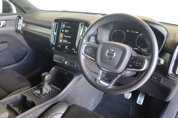 2021 Volvo Xc40