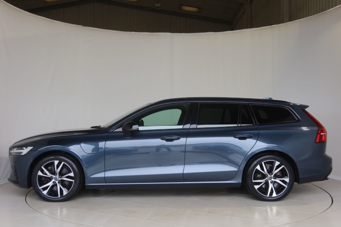 2021 Volvo V60