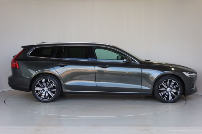 2021 Volvo V60