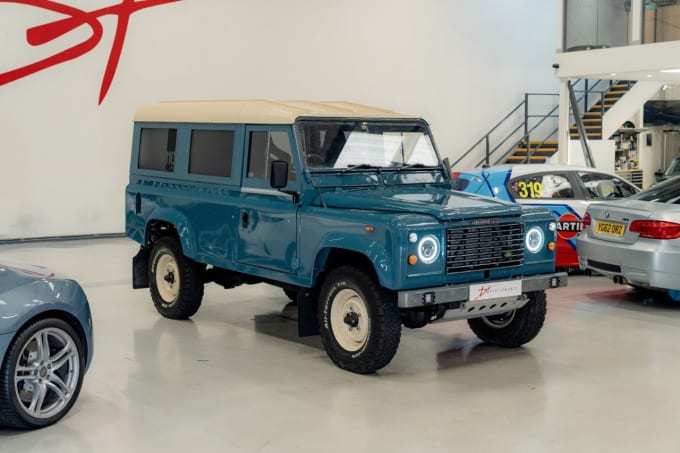 2024 Land Rover 110