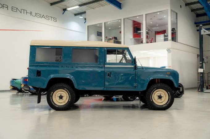 2024 Land Rover 110