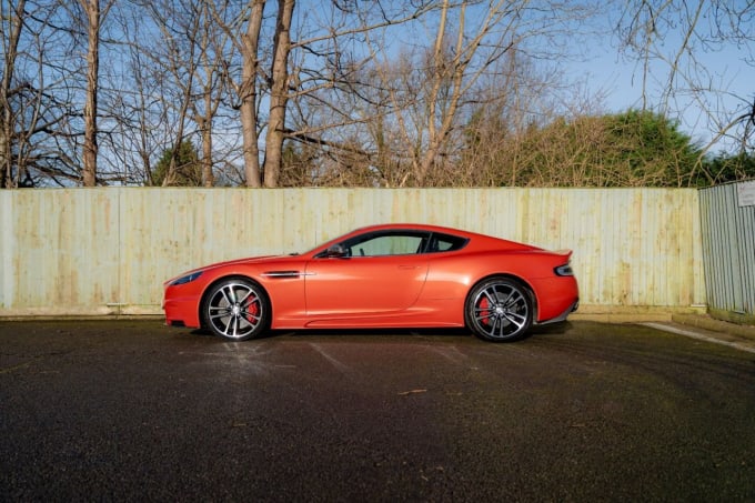 2025 Aston Martin Dbs