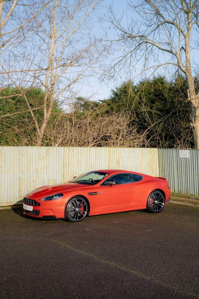 2025 Aston Martin Dbs