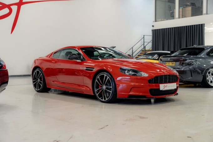 2025 Aston Martin Dbs