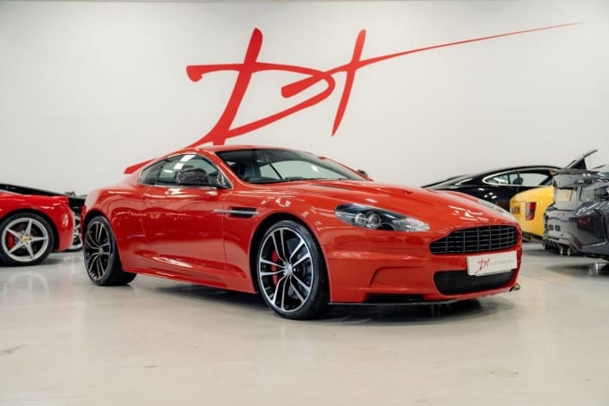 2025 Aston Martin Dbs