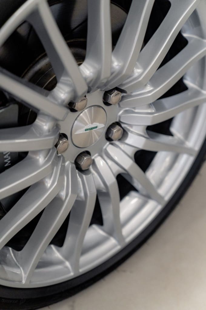 2025 Aston Martin Db9
