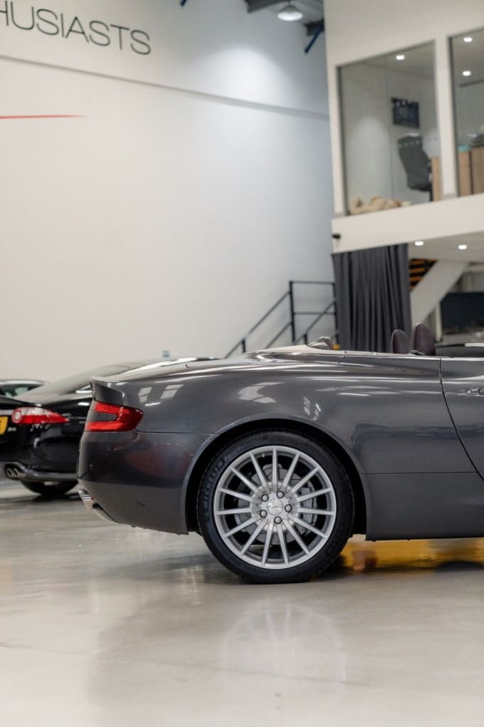 2025 Aston Martin Db9