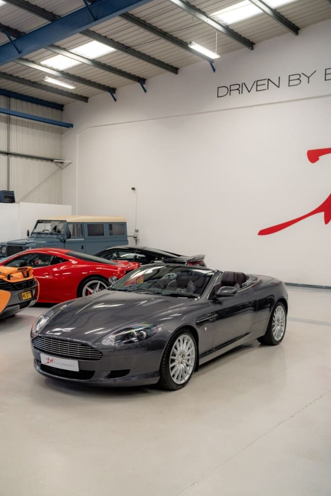 2025 Aston Martin Db9