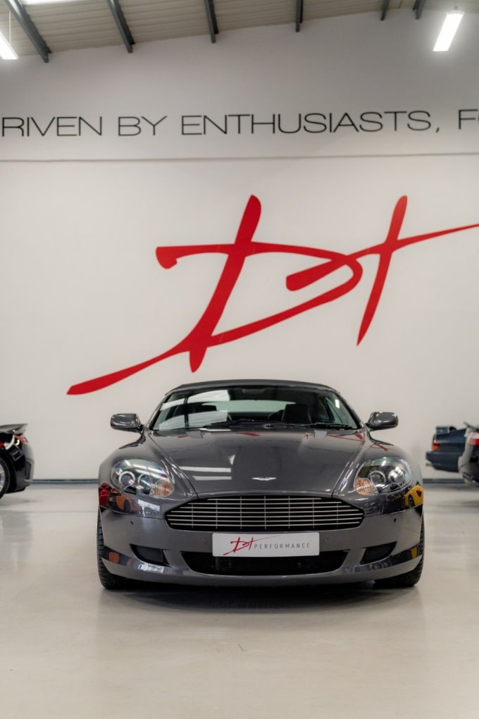 2025 Aston Martin Db9