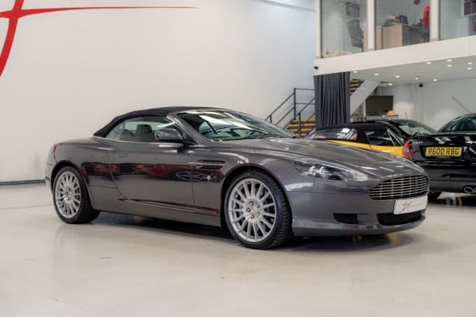2025 Aston Martin Db9