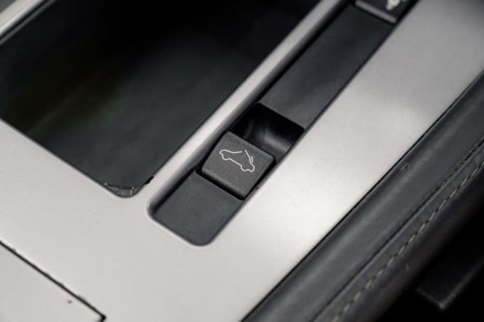 2025 Aston Martin Db9