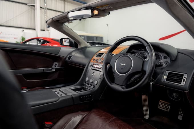 2025 Aston Martin Db9