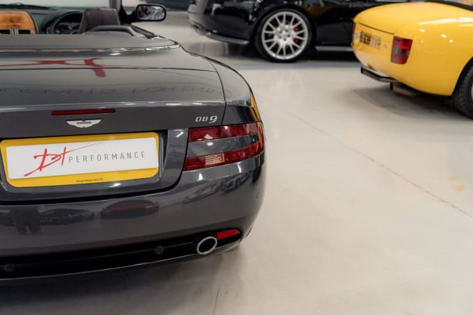 2025 Aston Martin Db9