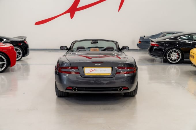 2025 Aston Martin Db9