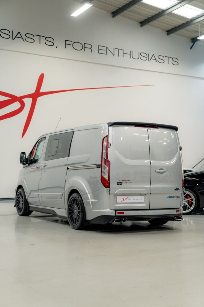 2025 Ford Transit Custom