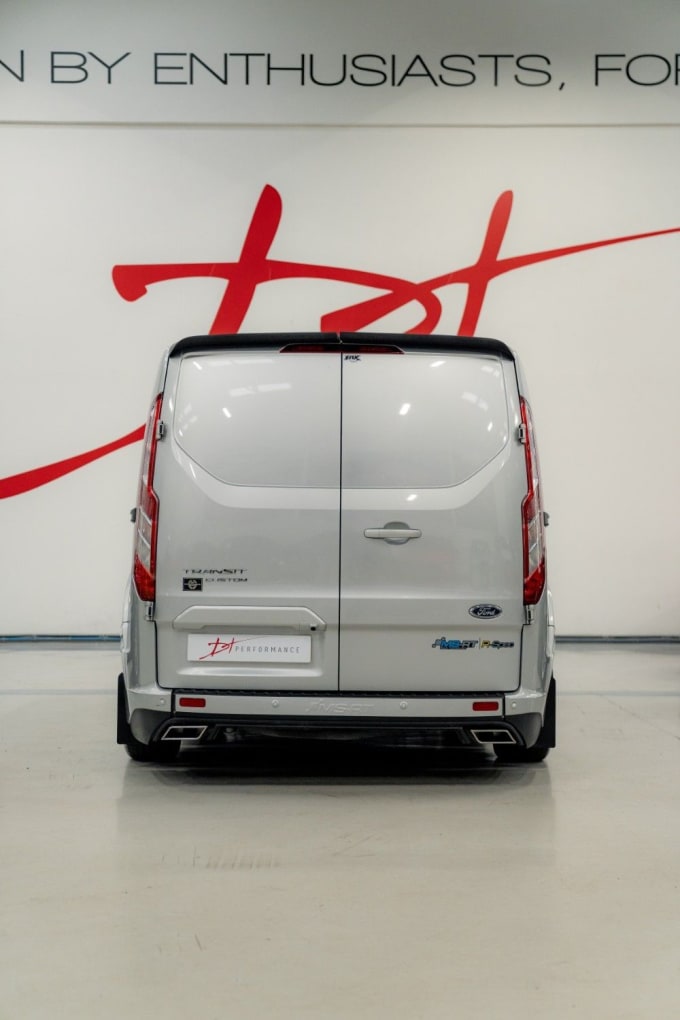 2025 Ford Transit Custom