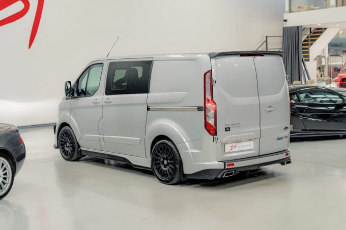 2025 Ford Transit Custom