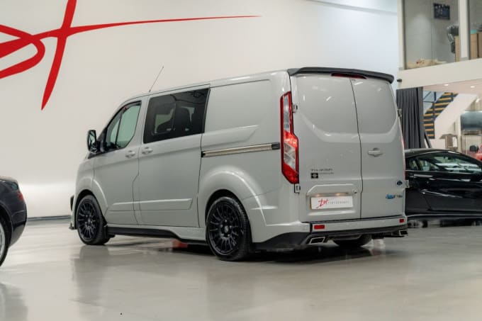2025 Ford Transit Custom