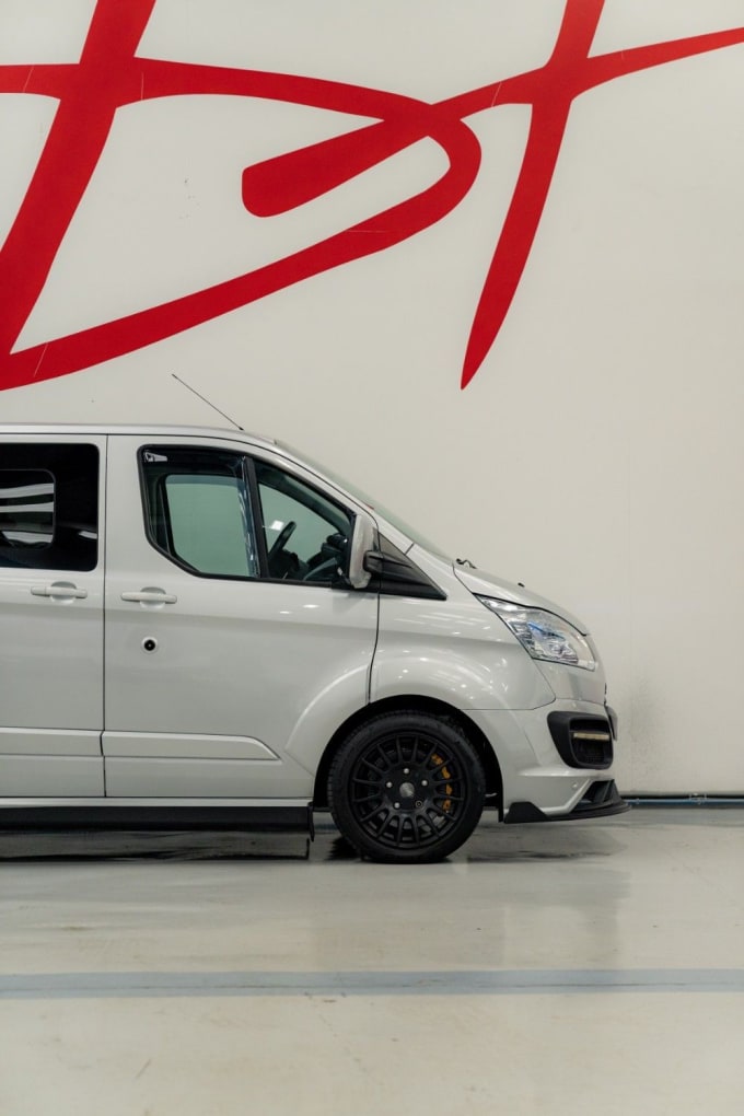 2025 Ford Transit Custom