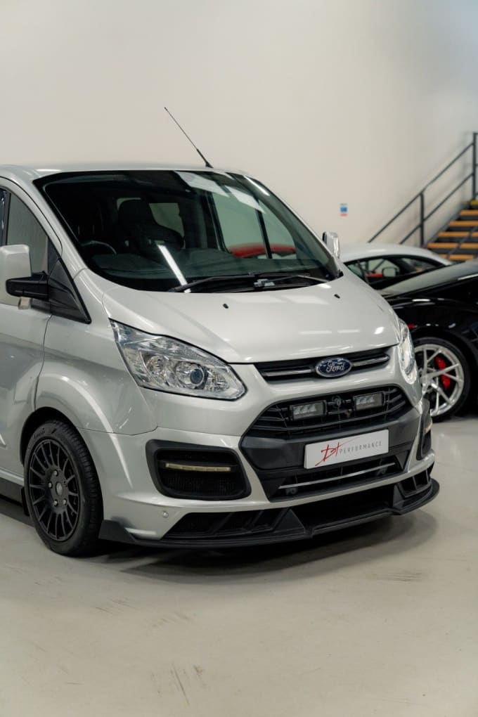 2025 Ford Transit Custom