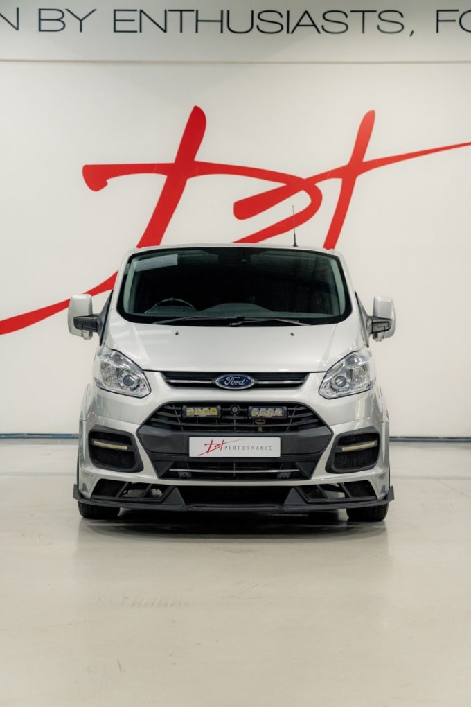 2025 Ford Transit Custom