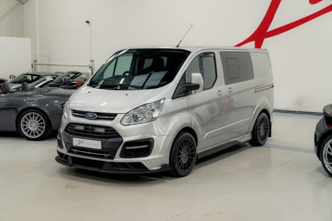 2025 Ford Transit Custom