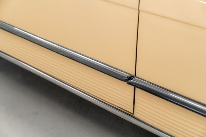 2025 Mercedes-benz 380