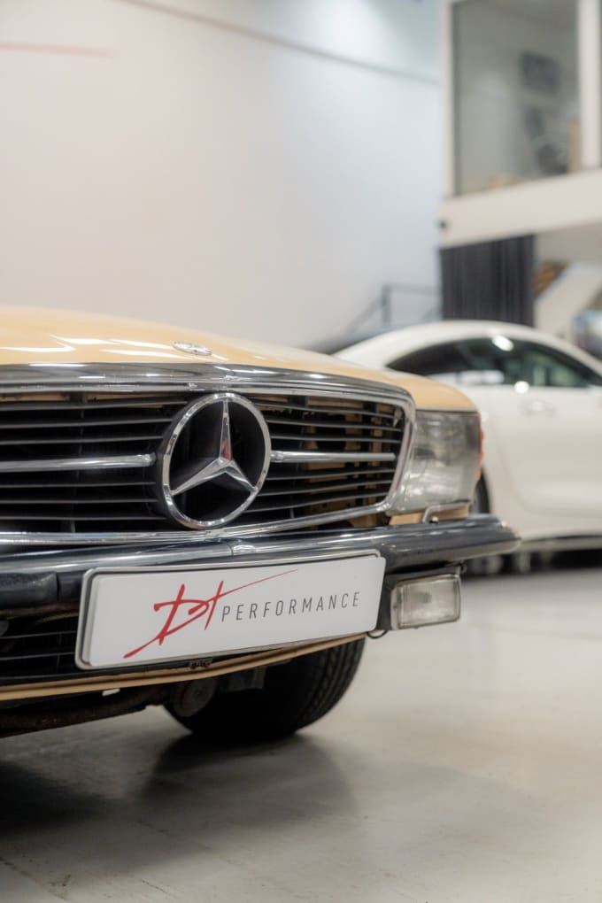 2025 Mercedes-benz 380
