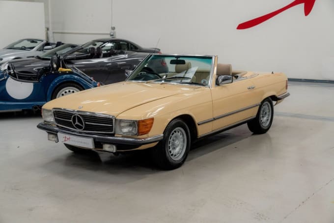 2025 Mercedes-benz 380