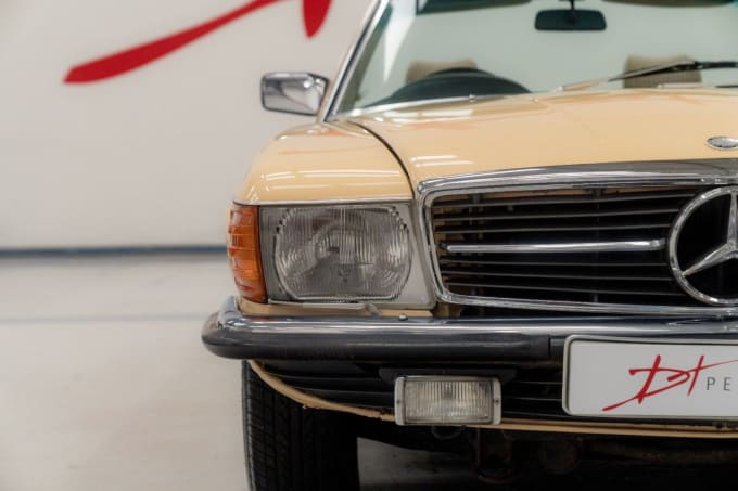 2025 Mercedes-benz 380