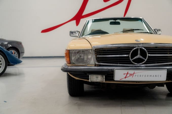 2025 Mercedes-benz 380