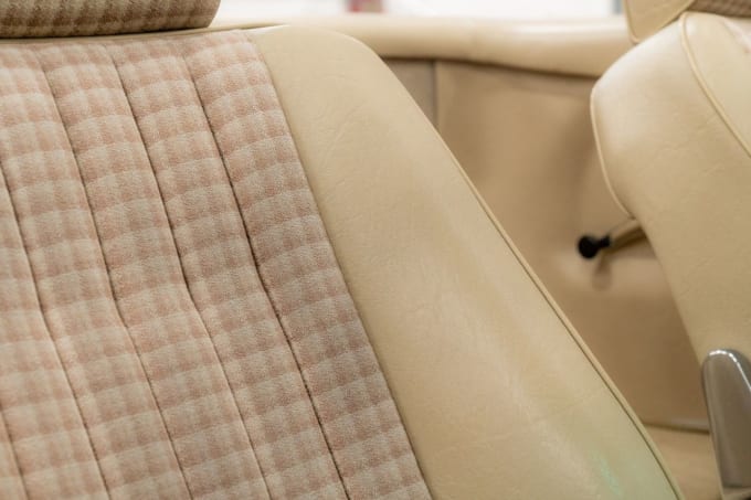 2025 Mercedes-benz 380