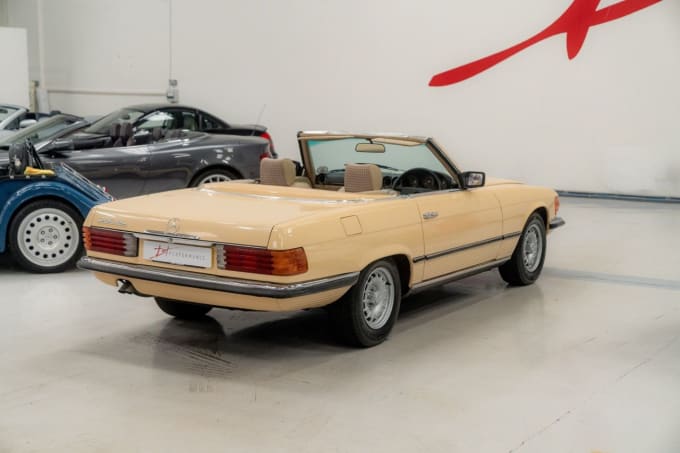 2025 Mercedes-benz 380