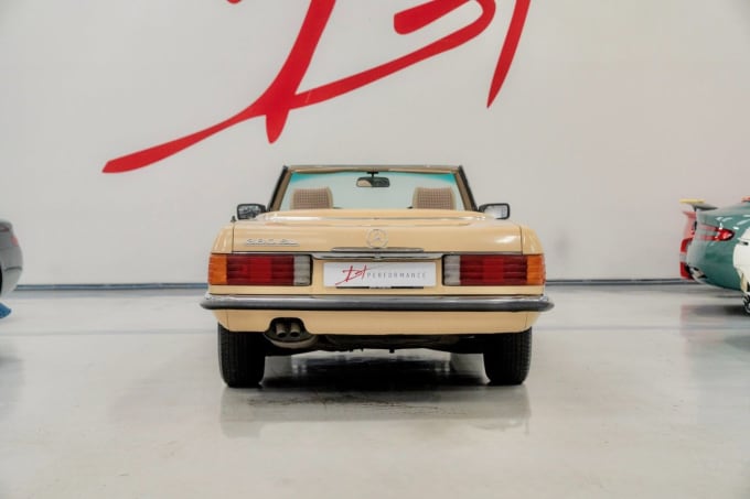 2025 Mercedes-benz 380