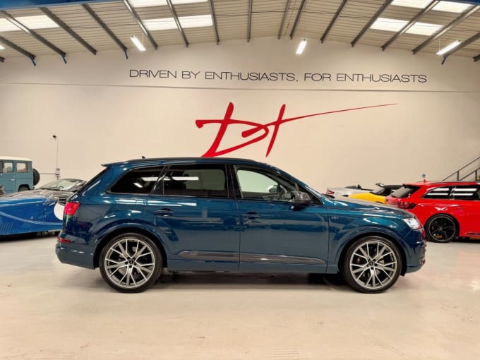 2025 Audi Sq7